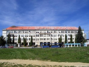 Stredná priemyselná škola Dubnica nad Váhom, učiteľ odborných predmetov